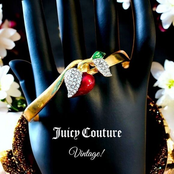 JUICY COUTURE Vintage Crystal Strawberry Heart Hinged Bracelet BOLD ACCESSORIES! - Picture 1 of 9